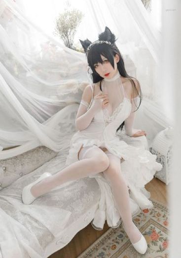 粉嫩入口处粗黑进进出出绿帽